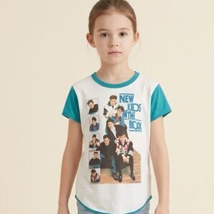 VINTAGE Girls 90s New Kids on the Block Graphic Nightgown Night Shirt - Size M